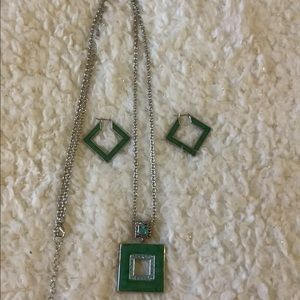 Women’s Earrings and Necklace